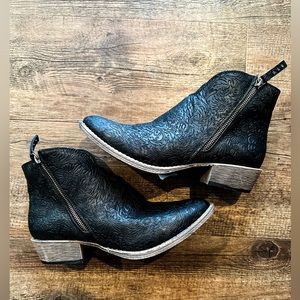 Brand new Black tooled leather booties, black boots size 9, brand new in box